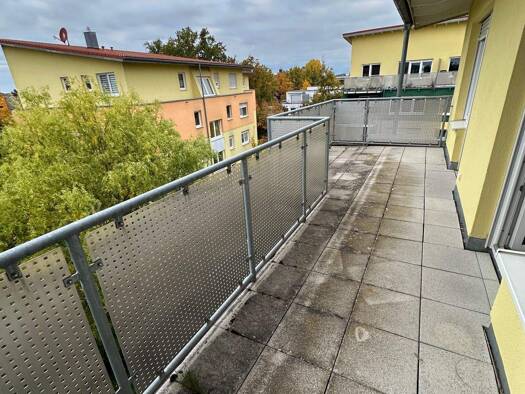 Wohnung zur Miete 840 € 3 Zimmer 69 m² 3. Geschoss frei ab sofort Lugauer Weg 3 Oberasbach 90522