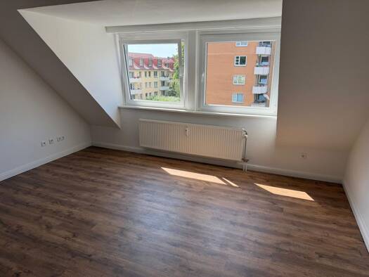 Wohnung zur Miete 490 € 2 Zimmer 39 m² 2. Geschoss St.-Jürgen-Ring 66 St. Jürgen St. Jürgen 23564
