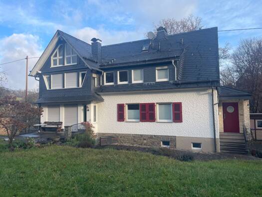 Wohnung zur Miete 875 € 3 Zimmer 100 m² Geschoss EG/1 frei ab 01.01.2026 Niederndorf Freudenberg 57258
