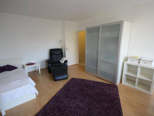 Wohnung zur Miete 630 € 1 Zimmer 33 m² frei ab sofort Ostend Frankfurt am Main 60314