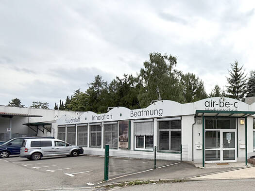 Lagerhalle zur Miete 3.600 € 2.200 m² Lagerfläche Arminiusstraße 1 Debschwitz Gera 07548