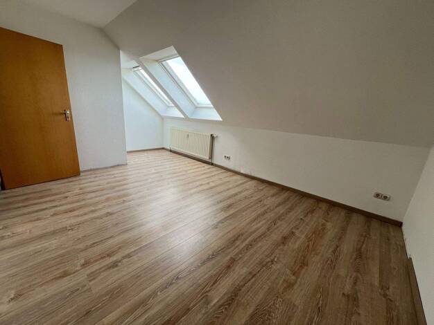 Maisonette zur Miete 410 € 2 Zimmer 48 m² 2. Geschoss frei ab sofort Schillerplatz 11 Schiepzig Salzatal 06198