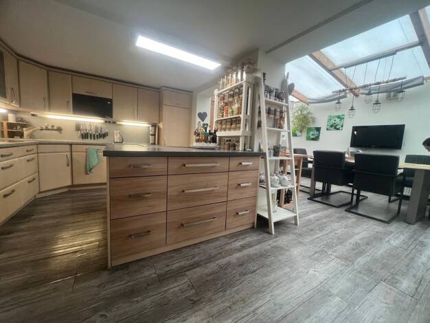 Doppelhaushälfte zum Kauf 320.000 € 6 Zimmer 173 m² 276 m² Grundstück Klein-Erkenschwick Oer-Erkenschwick 45739