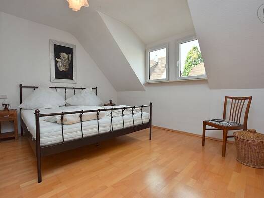 Wohnung zur Miete auf Zeit 1.390 € 2,5 Zimmer 70 m² frei ab 15.06.2026 Möhringen Stuttgart 70567