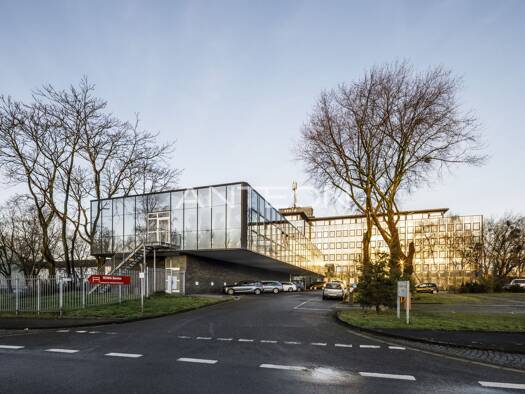 Bürofläche zur Miete 8 € 568,2 m² Bürofläche teilbar ab 568,2 m² Friedrich-Ebert-Str. 134 Rheinhausen-Mitte Rheinhausen 47229