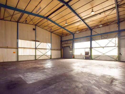 Lagerhalle zur Miete 1.950 € 454 m² Lagerfläche Barsinghausen 30890