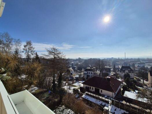 Wohnung zur Miete 705 € 4 Zimmer 109,7 m² 4. Geschoss frei ab sofort Fritz-Heckert-Siedlung 38 Hohenstein-Ernstthal 09337