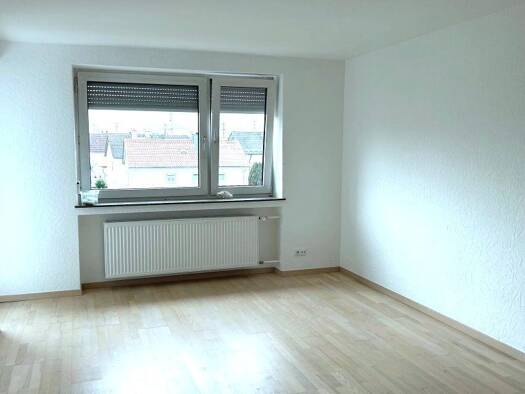 Wohnung zur Miete 790 € 4 Zimmer 76,4 m² 2. Geschoss frei ab sofort Boos Boos 87737