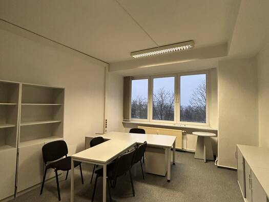 Bürofläche zur Miete provisionsfrei 6,50 € 26 m² Bürofläche teilbar von 50 m² bis 2.000 m² Helmut-Just-Str. 4 Oststadt Neubrandenburg 17036