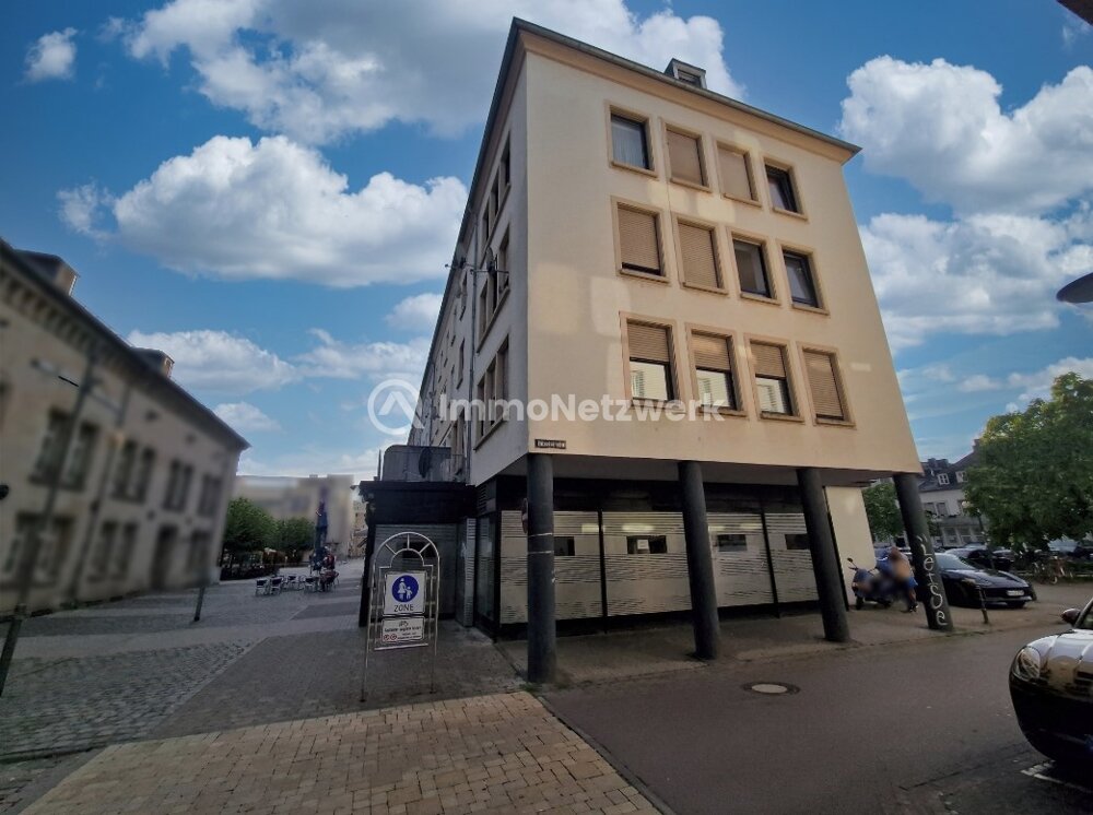 Haus zum Kauf 988.000 € 10 Zimmer 255 m²<br/>Wohnfläche 180 m²<br/>Grundstück Innenstadt Saarlouis 66740