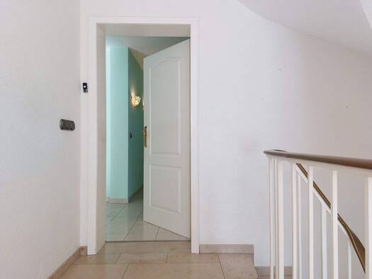 Wohnung zur Miete 1.020 € 4 Zimmer 136 m² 1. Geschoss frei ab sofort Höhenweg XX Lennep Remscheid 42897