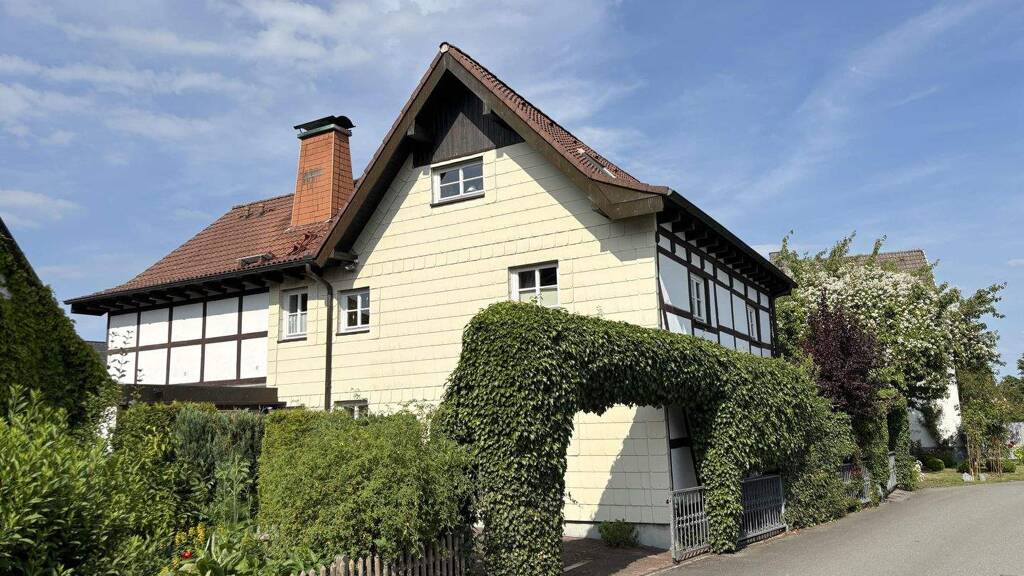 Immobilie in Möhnesee - Möhnesee - Völlinghausen - uriges Wohlfühlhaus mit viel Platz für Jung und Alt - Bild 2