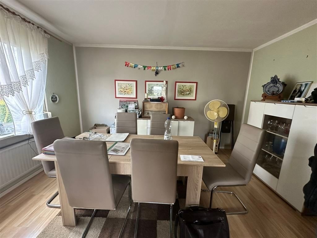 Einfamilienhaus zum Kauf 199.000 € 5 Zimmer 154 m²<br/>Wohnfläche 702 m²<br/>Grundstück ab sofort<br/>Verfügbarkeit Barterode Adelebsen 37139