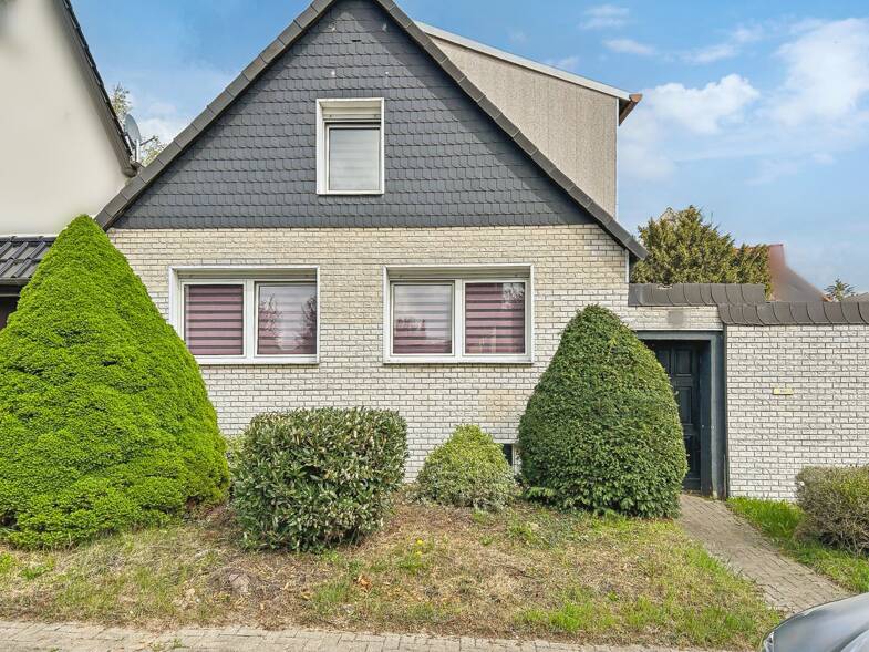 Einfamilienhaus zum Kauf 180.000 € 4 Zimmer 150 m² 486 m² Grundstück Langenweddingen Sülzetal 39171