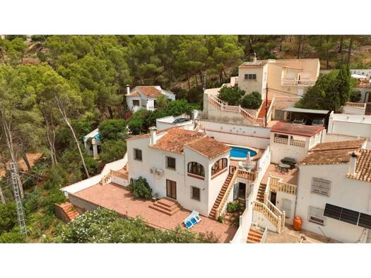 Villa zum Kauf 350.000 € 4 Zimmer 140 m² 650 m² Grundstück Oliva 03786