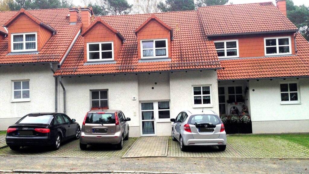 Terrassenwohnung zur Miete 535 € 2 Zimmer 60,6 m² frei ab sofort Robert-Koch-Straße 17 Lauchhammer 01979