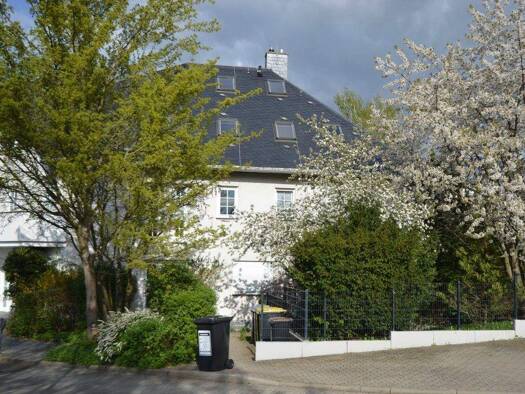 Studio zur Miete 390 € 1 Zimmer 56 m² 2. Geschoss frei ab 01.06.2026 Adelsberg Chemnitz 09127