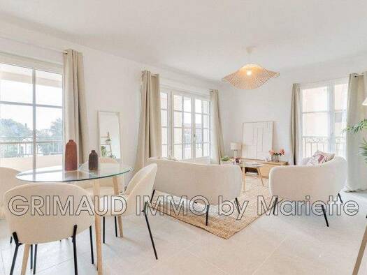 Studio zum Kauf 549.000 € 4 Zimmer 77 m² 1. Geschoss Ouest Grimaud 83310