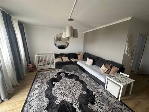 Wohnung zum Kauf 299.000 € 3 Zimmer 79,5 m² 13. Geschoss frei ab sofort Nieder-Eschbach Frankfurt 60437