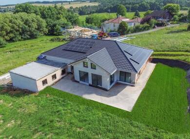 Einfamilienhaus zum Kauf - Erstbezug 627.000 € 4 Zimmer 164 m² 754 m² Grundstück Altenkirchen Altenkirchen 57610