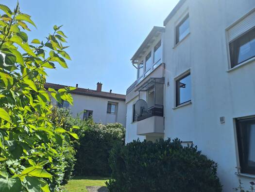Terrassenwohnung zum Kauf 125.000 € 2 Zimmer 77,5 m² Geschoss 2/2 frei ab sofort Waldecker Straße 37 Bad Pyrmont Bad Pyrmont 31812