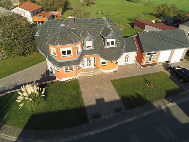 Haus zum Kauf 599.000 € 264 m² 1.367 m² Grundstück Im Thielenbungert 1 Eft-Hellendorf Perl 66706