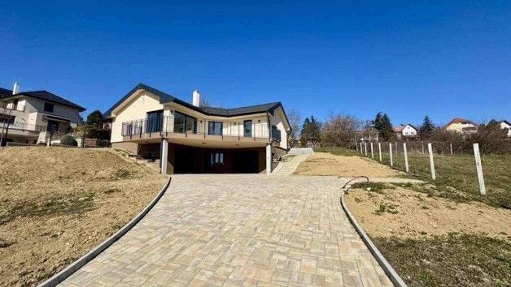 Einfamilienhaus zum Kauf 574.000 € 4 Zimmer 235 m² 1.678 m² Grundstück Cserszegtomaj 8372