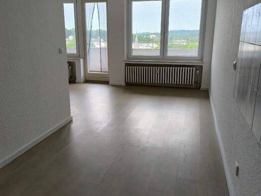 Wohnung zur Miete nur mit Wohnberechtigungsschein 464 € 3 Zimmer 80,5 m² 11. Geschoss frei ab sofort Peterstraße 10 Zentrum Iserlohn 58636