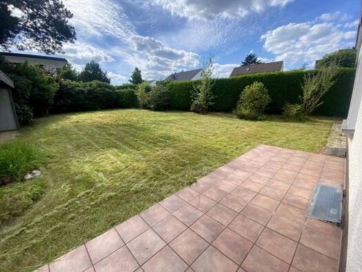 Einfamilienhaus zur Miete 2.320 € 7 Zimmer 160 m² 640 m² Grundstück frei ab sofort Höhscheid Solingen 42659