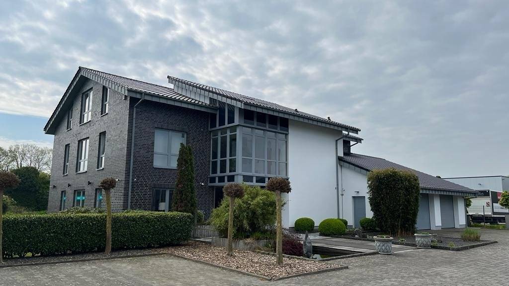 Bürofläche zur Miete 1.800 € 5 Zimmer 200 m² Bürofläche Ahaus 48683