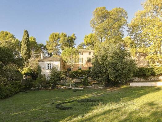 Haus zum Kauf 2.900.000 € 530 m² 338.570 m² Grundstück Vaugines 84160