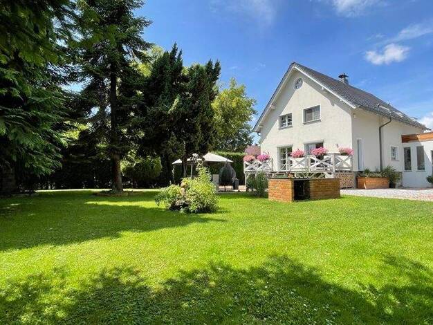 Einfamilienhaus zum Kauf 849.900 € 5 Zimmer 209 m² 1.250 m² Grundstück Vieselbach Erfurt 99098