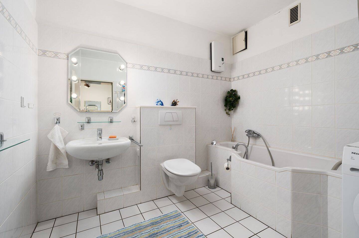 Property thumbnail 7