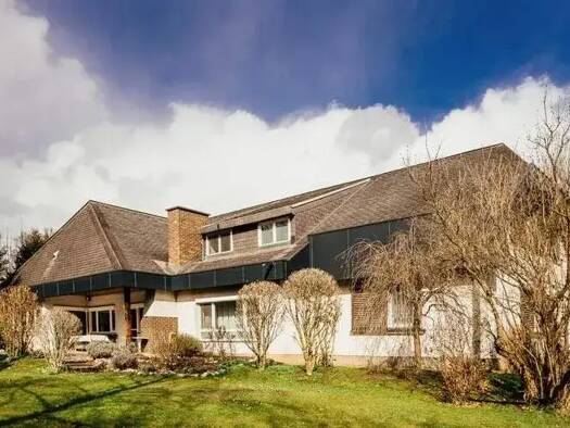 Haus zum Kauf 729.000 € 10 Zimmer 280 m² 2.000 m² Grundstück frei ab 01.07.2026 Frohnleiten 8130