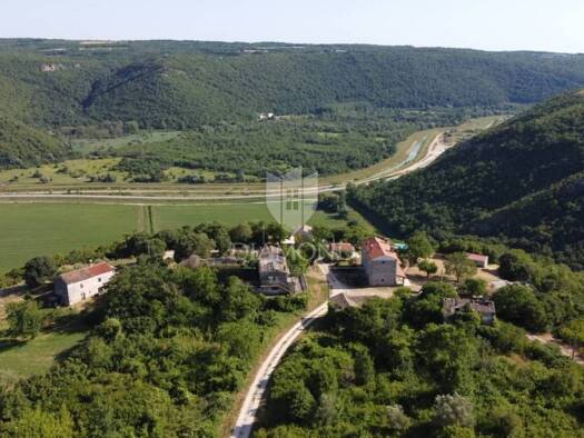 Land-/Forstwirtschaft zum Kauf 1.250.000 € Groznjan Groznjan