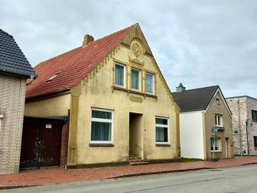 Einfamilienhaus zum Kauf provisionsfrei 110.000 € 8 Zimmer 190 m² 821 m² Grundstück Wilhelmstraße 31 Lunden 25774