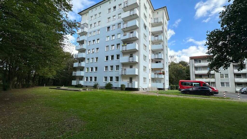 Wohnung zur Miete 778 € 3 Zimmer 70,1 m² 6. Geschoss frei ab 10.04.2026 Baumberger Str. 52 Rheindorf Leverkusen 51371