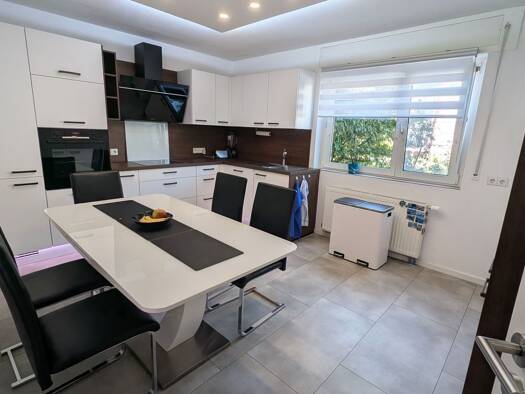 Wohnung zur Miete 750 € 2 Zimmer 57 m² Geschoss EG/3 frei ab 01.12.2025 Hombergerstraße 5 Singen Singen (Hohentwiel) 78224