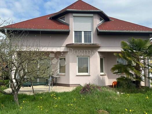 Haus zum Kauf 359.000 € 7 Zimmer 252 m² Sesvete Sesvete