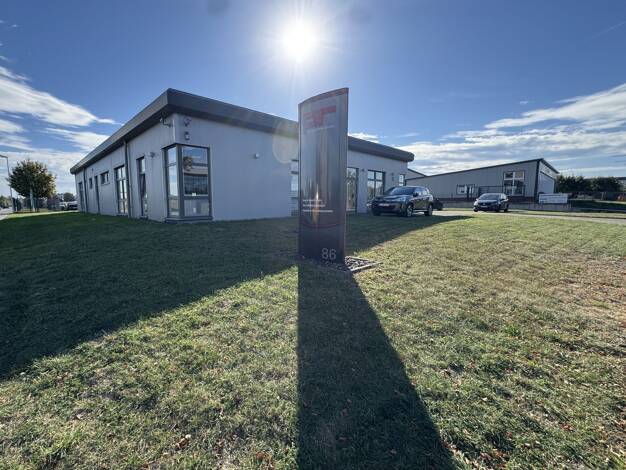 Büro zur Miete 5.000 € 450 m² Bürofläche Werl Werl 59457