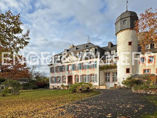 Wohnung zum Kauf 380.000 € 7 Zimmer 221 m² Münzenberg 35516