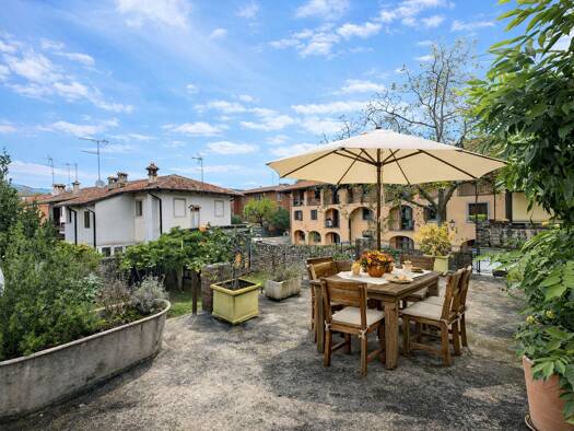 Reihenhaus zum Kauf 350.000 € 1 Zimmer 350 m² 350 m² Grundstück frei ab sofort Via Borgo San Domenico 76 Cividale del Friuli 33043