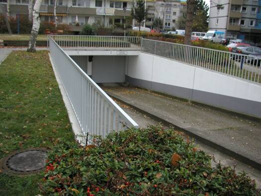 Tiefgarage zur Miete 65 € Eleonore-Sterling-Straße 48 Eschersheim Mitte-Nord 60433