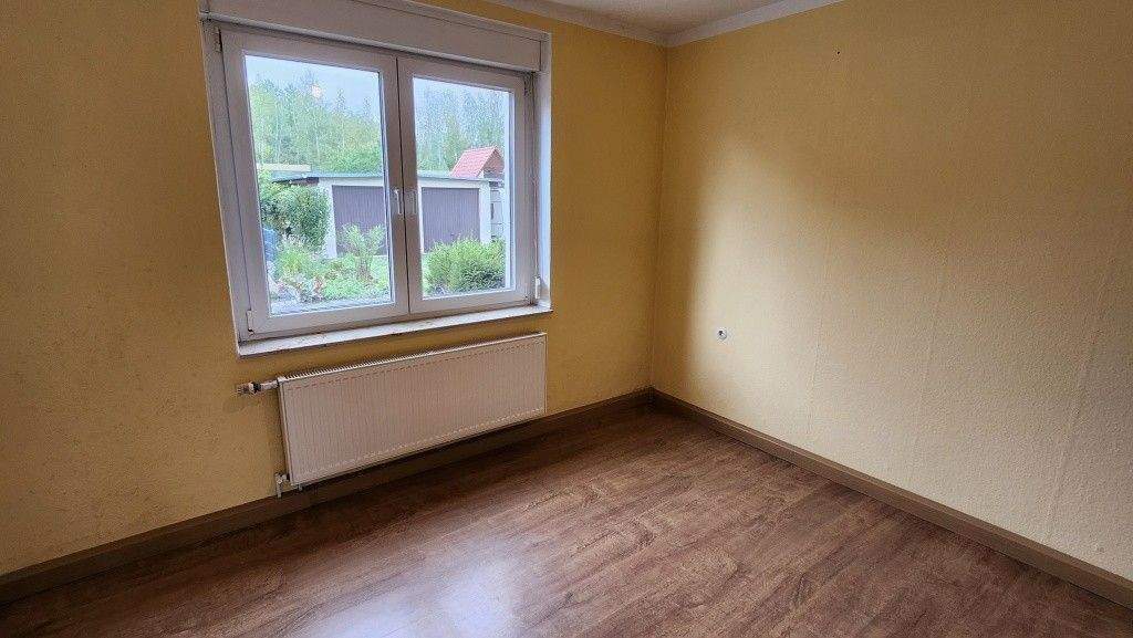 Immobilie in Neukieritzsch - Viel Raum für Familien** 6-R - Bild 3