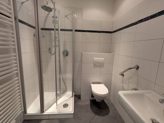 Wohnung zur Miete 499 € 2 Zimmer 72 m² 4 Geschosse frei ab 01.05.2026 Wittekindstraße 11 Geestemünde Bremerhaven 27570