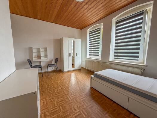 Wohnung zur Miete 270 € 1 Zimmer 20 m² 1. Geschoss Sedanstraße 28 Selb Selb 95100