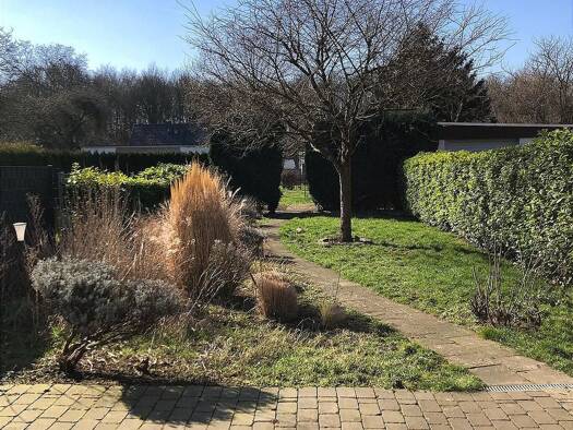 Haus zum Kauf 349.000 € 9 Zimmer 125 m² 572 m² Grundstück Neumühl Duisburg 47167