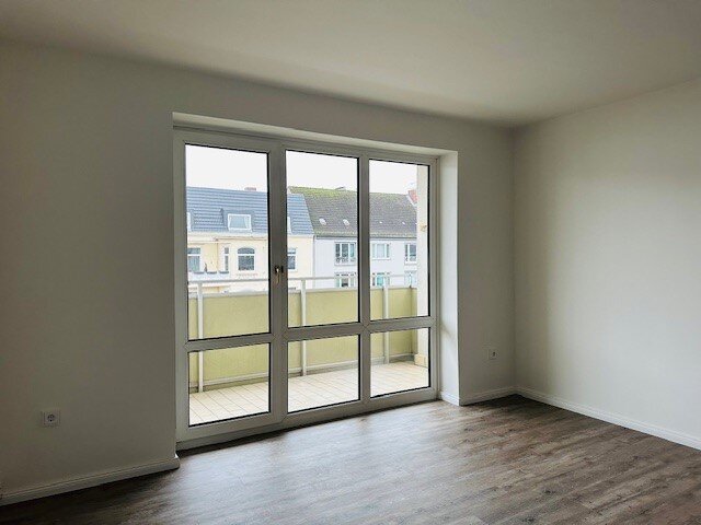 Wohnung zur Miete 880 € 2,5 Zimmer 73 m²<br/>Wohnfläche 4.<br/>Geschoss Feldstr. 120 Blücherplatz Kiel 24105