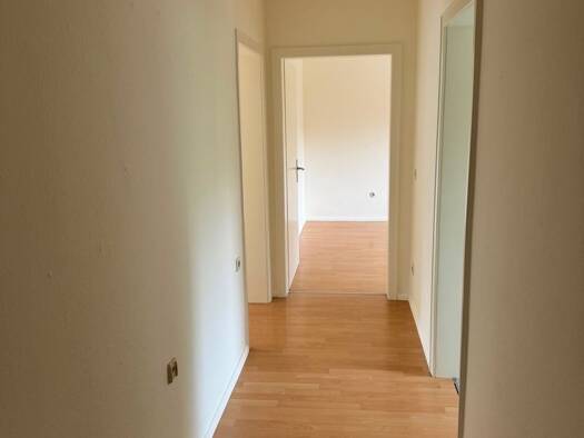 Wohnung zur Miete 990 € 1,5 Zimmer 67 m² Geschoss 1/3 frei ab 01.11.2026 Stammheim Stuttgart 70439