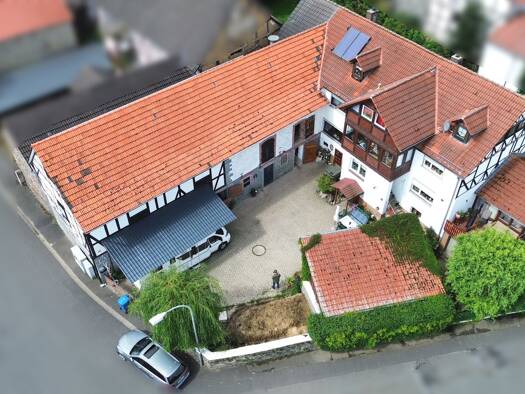 Bauernhaus zum Kauf 199.000 € 12 Zimmer 260 m² 858 m² Grundstück Dickershausen Homberg 34576